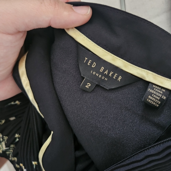 Ted Baker Black and White Tiered A-Line Skirt - Picture 2 of 4